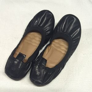 Black Ballet Flats